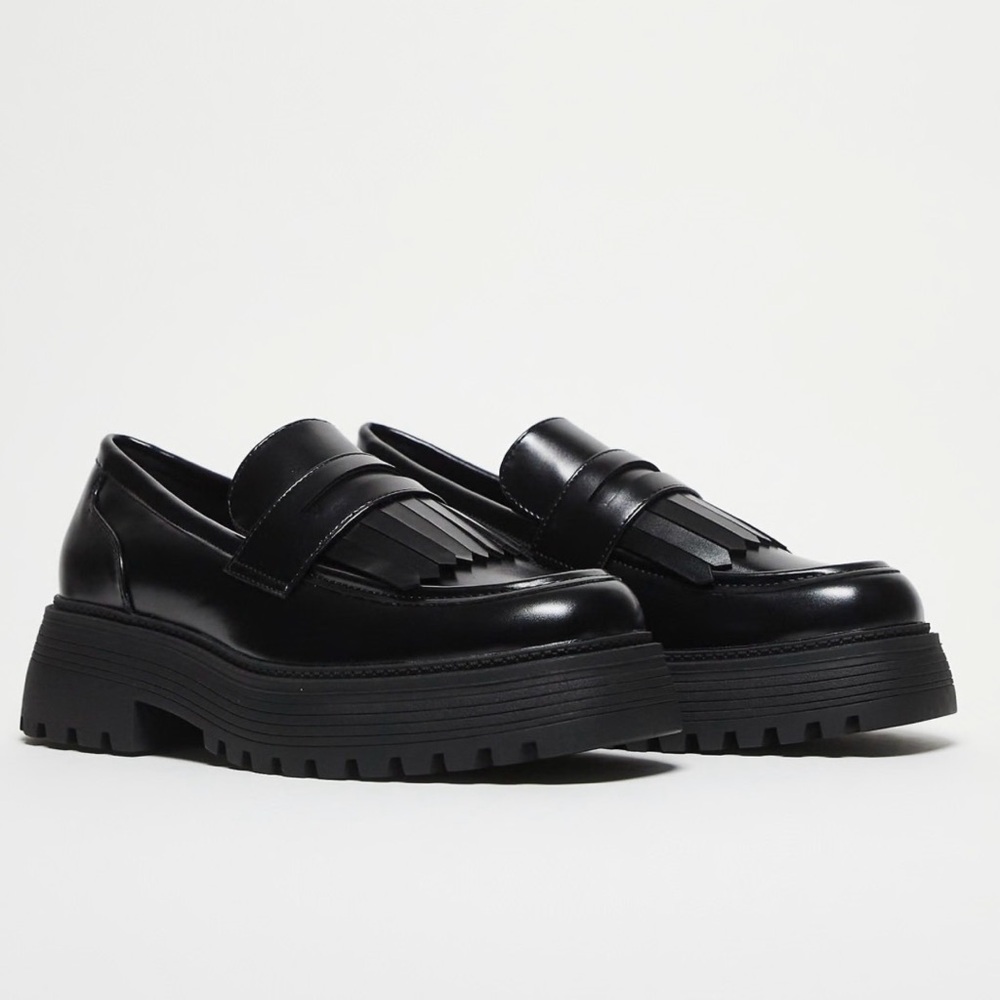 ASOS DESIGN chunky loafers in black with fringing
